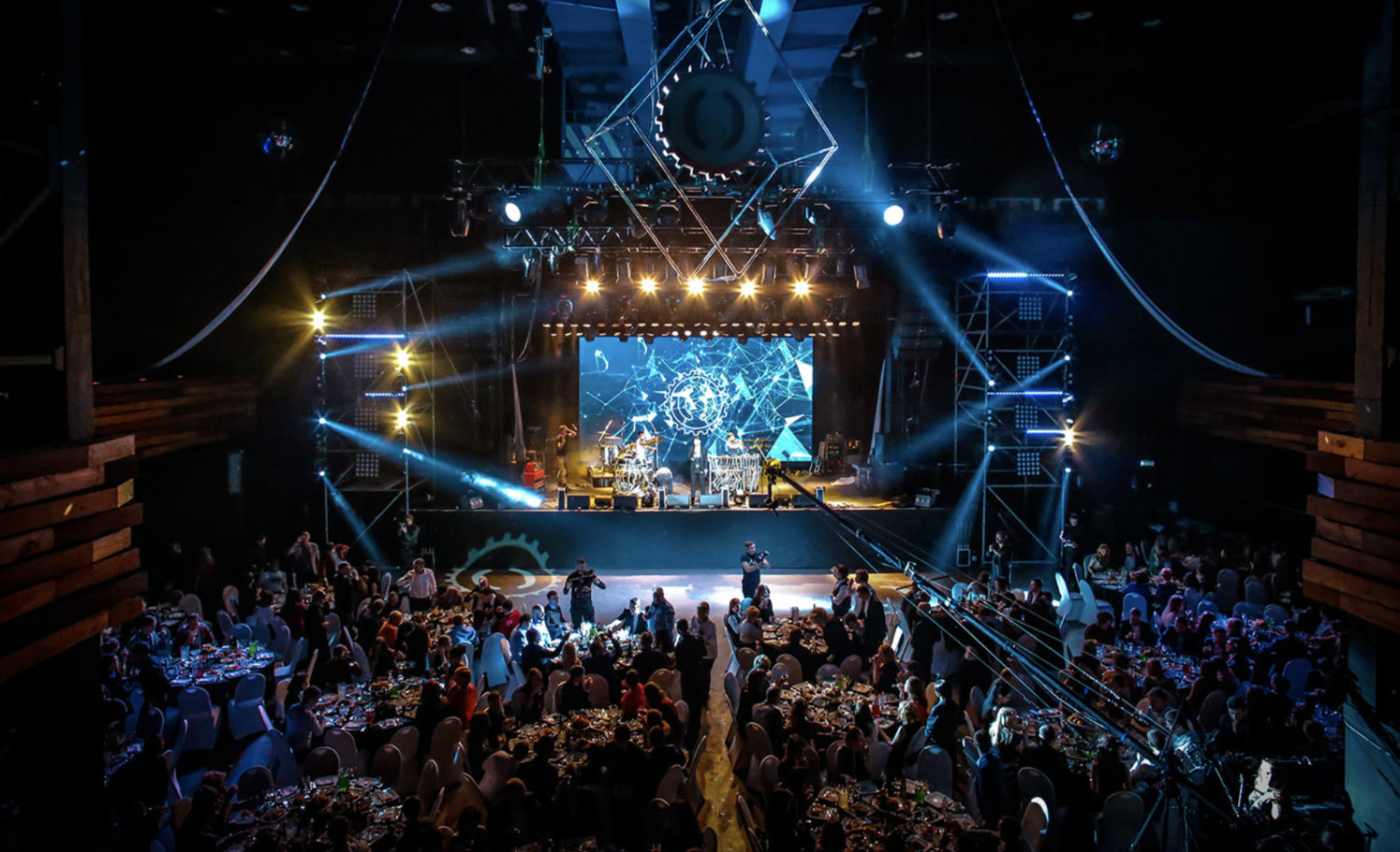 Base клуб в москве концерты. Главклуб москва. Клуб главclub green concert. Клуб главclub green concert. Грин концерт.